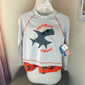 ￼lily & Dan boys swimsuitt set trunks and longsleeve